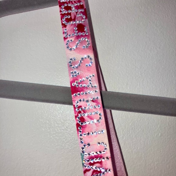 Like NEW Victoria Secret Very Sexy Rose Print Glitter straps, Push-Up Bra 32D - Picture 10 of 10